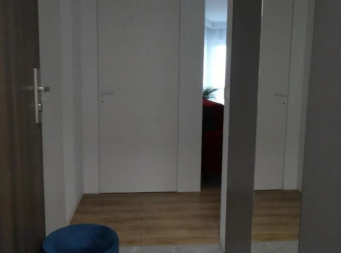 Apartament River House *